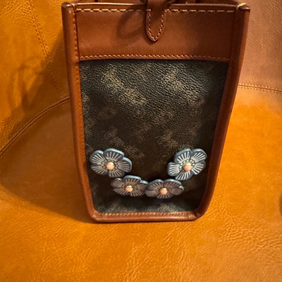 Coach monogram field tote 22 customized - Picture 3 of 8